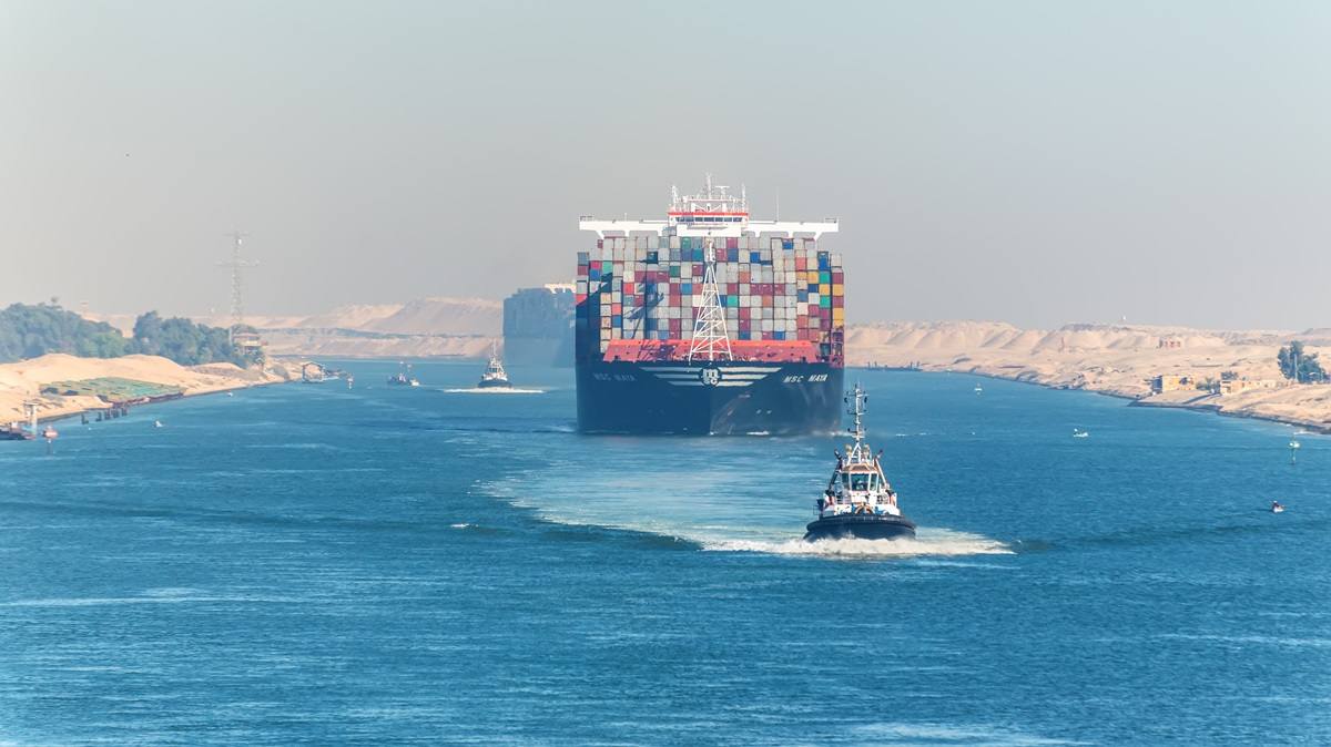 Chinese Canal: Construction of a New Maritime Route and Its Impact on Global Trade