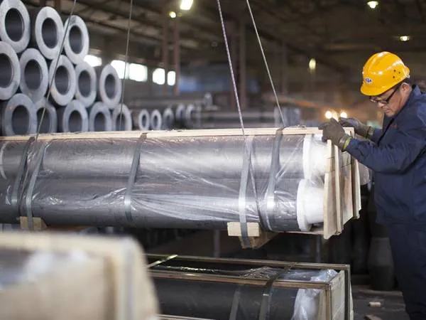 Xuran New Materials Limited – полный цикл производства графитовых электродов, включая UHP, HP и RP.