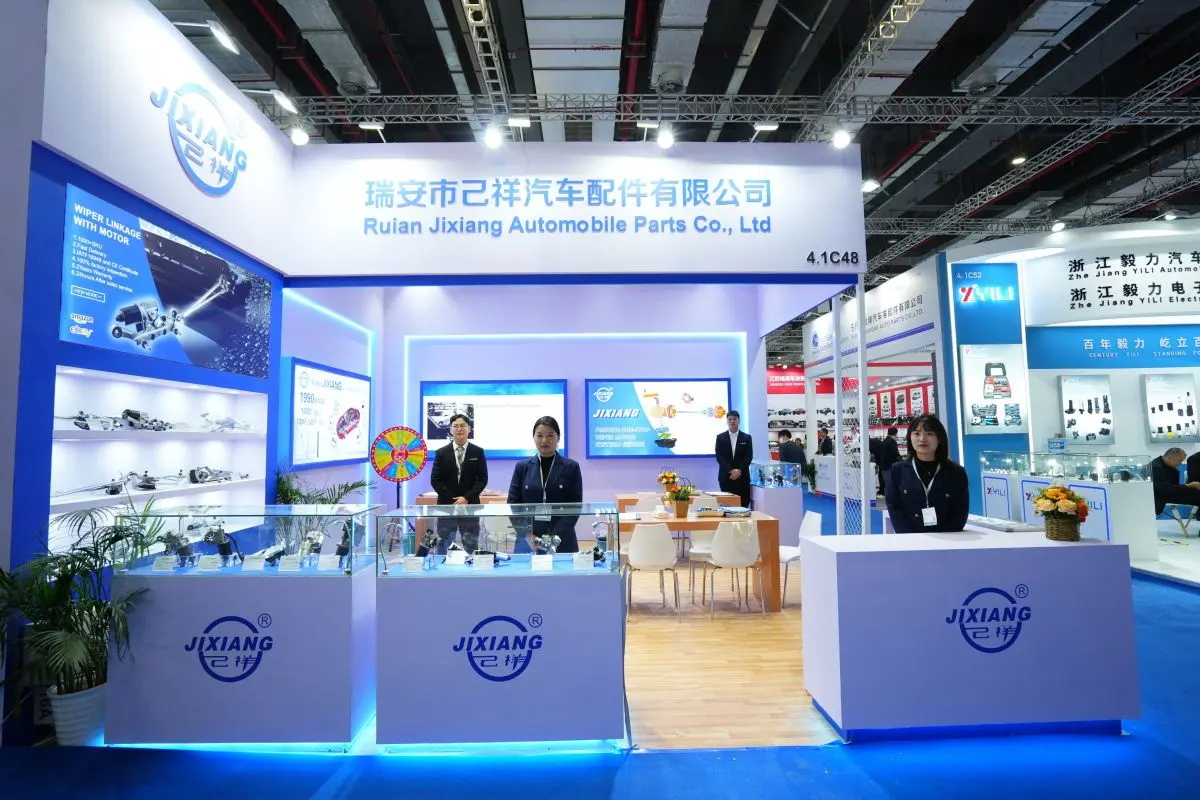 Панорамный вид Shanghai CAS Huamo Auto Parts Expo 2025