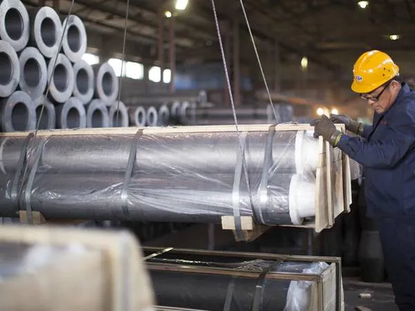 Xuran New Materials Limited – полный цикл производства графитовых электродов, включая UHP, HP и RP.