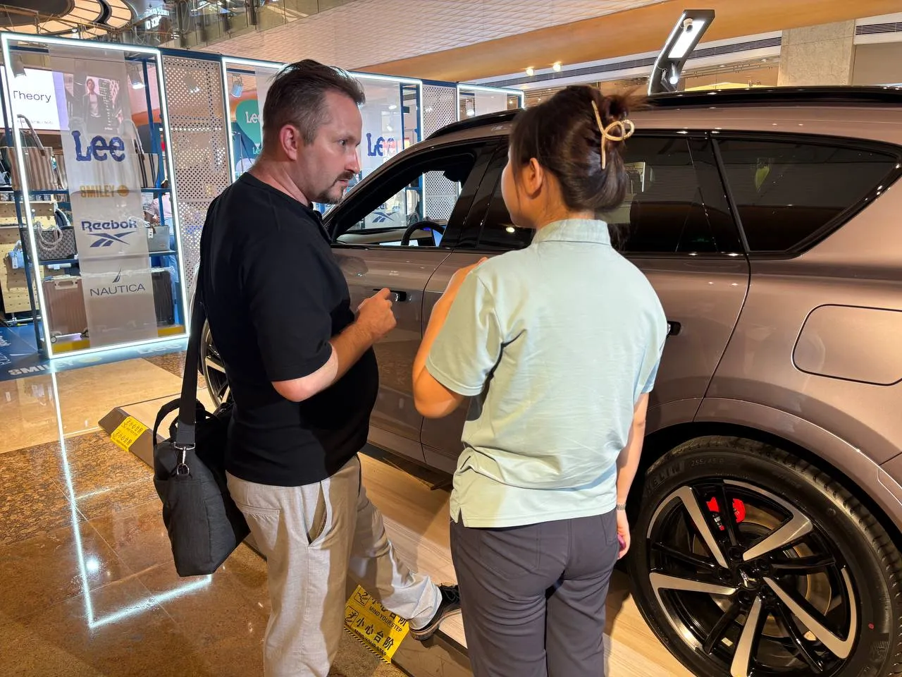 агент для оплаты в Китай