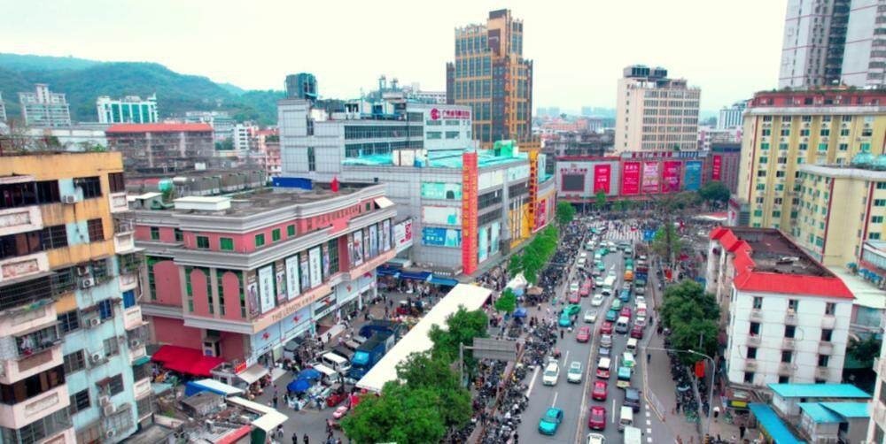 Рынок одежды Шахэ в Гуанчжоу